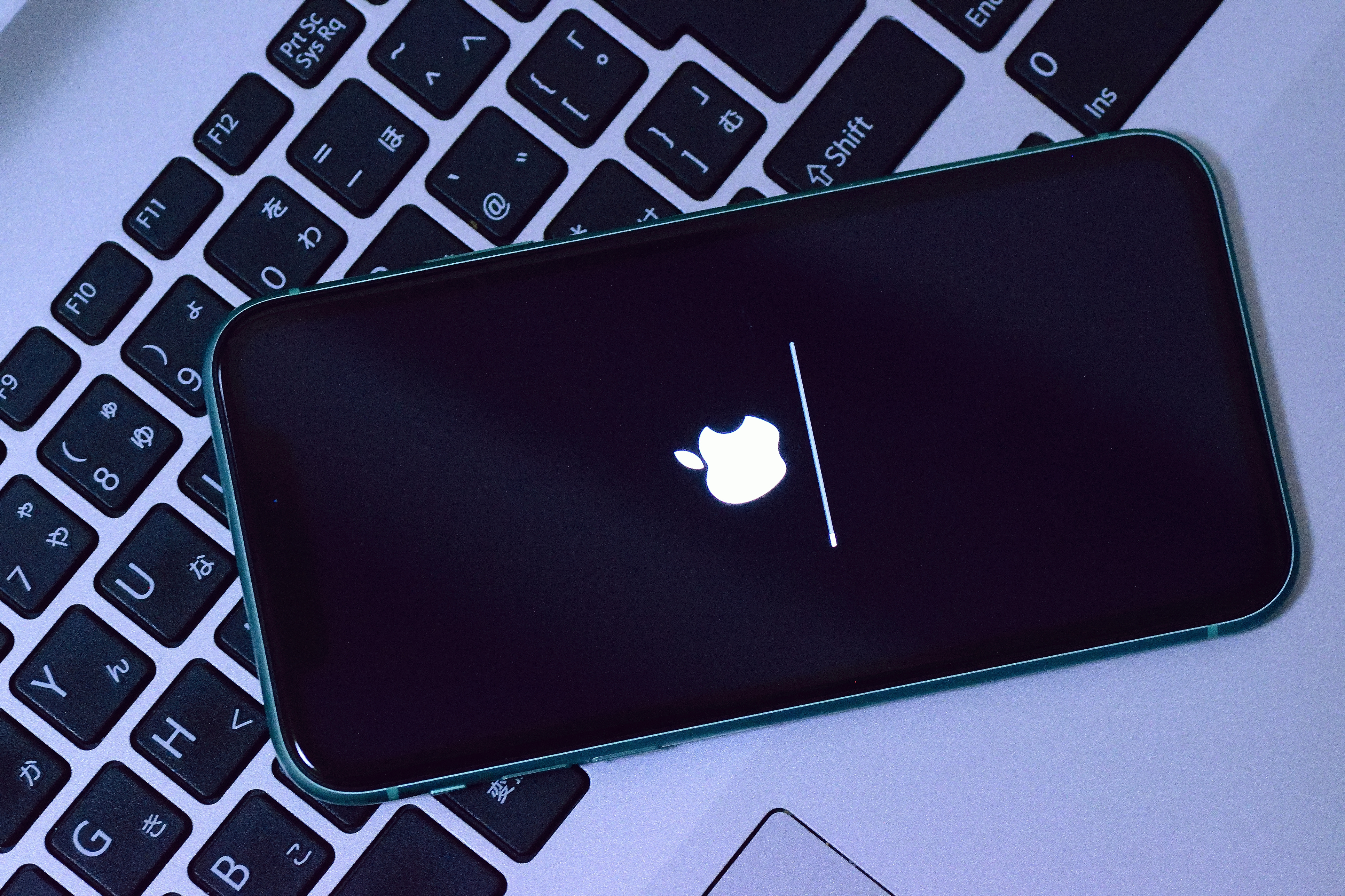 Update Your Apple Devices to iOS 14.7.1 Now